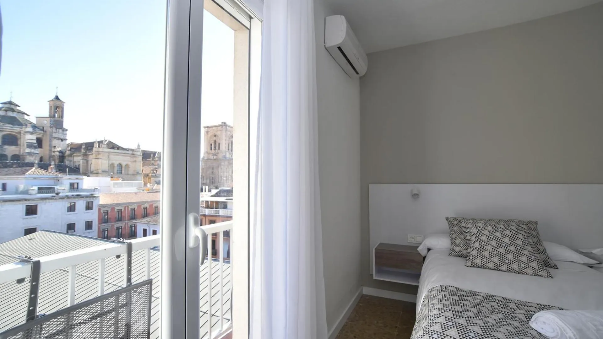 Apartamento Atico Panorama Catedral Granada