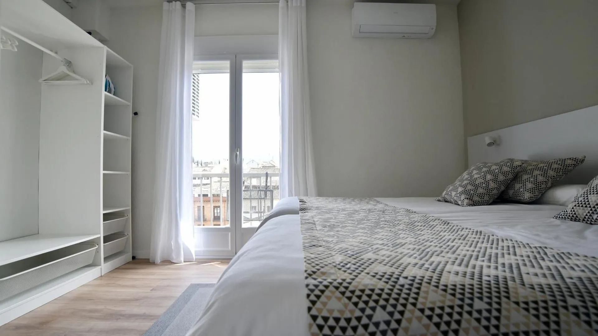 Apartamento Atico Panorama Catedral Granada 0*,